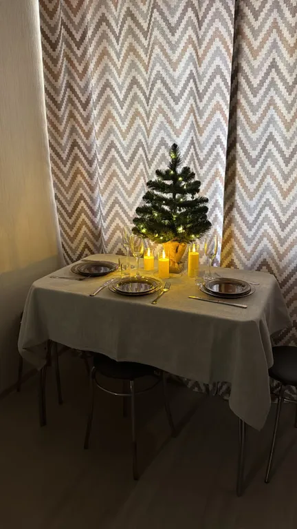 Уютная квартира в центре города напротив музея УГМК