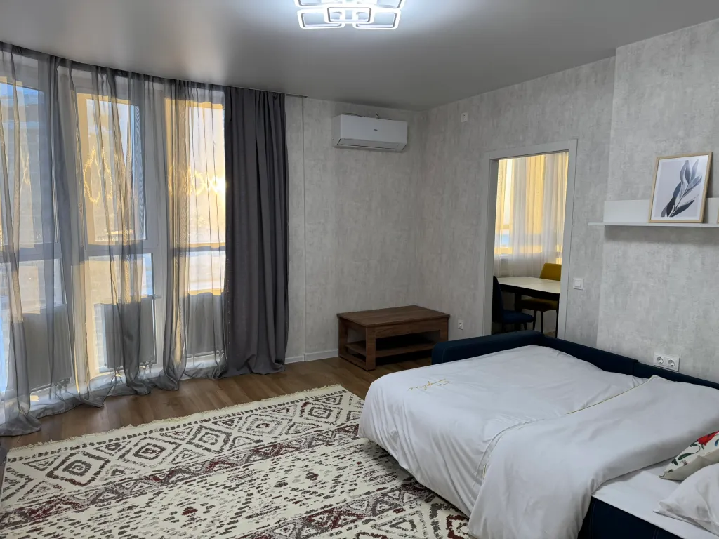 Просторная видовая квартира в ЖК Возрождение