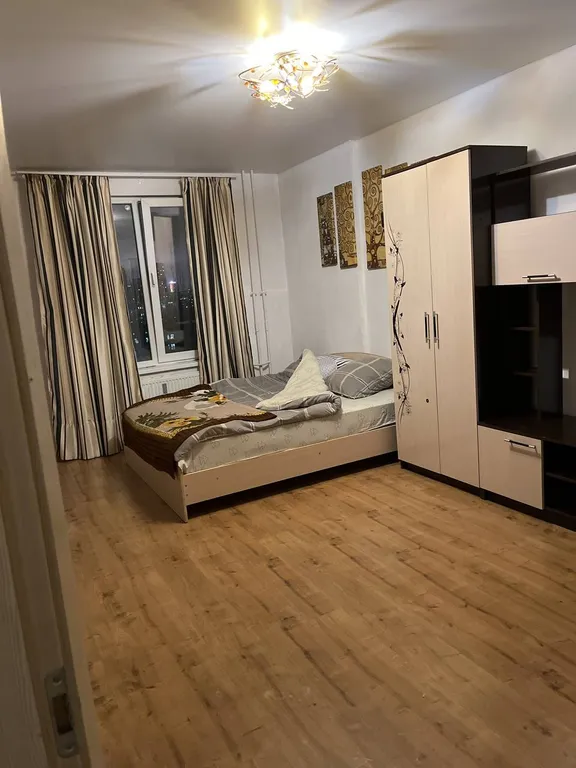 Квартира Просторная квартира с 2-изолированными комнатами и большой кухней — Санкт-Петербург