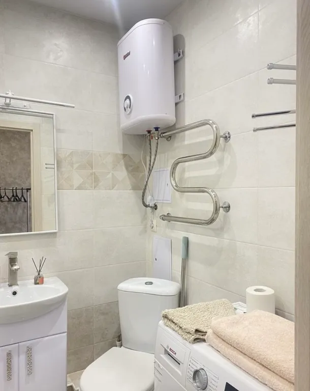 Уютная студия с красивым видом из окна