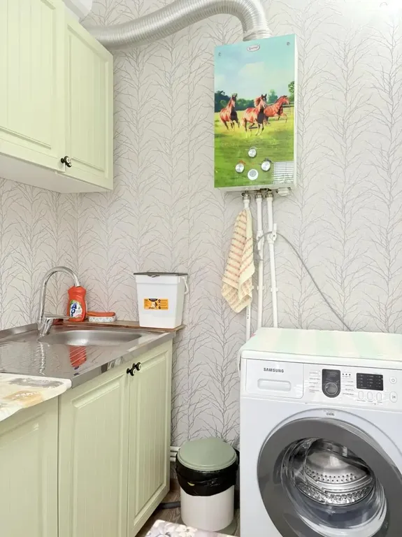 Уютная квартира в центре посёлка