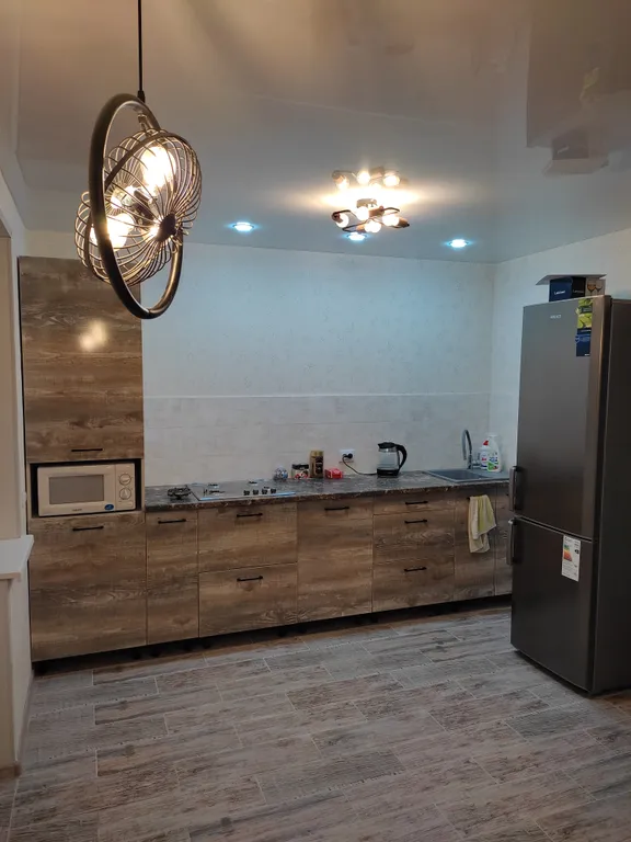 Новостройка в центре рядом с йошкиным котом и осликом