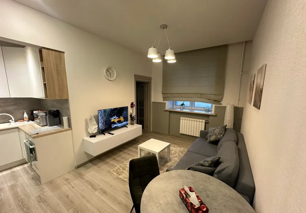 Квартира Квартира с современным ремонтом возле метро — Москва