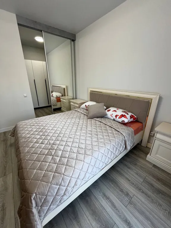 7 Однокомнатная квартира с бассейном на 3 человека