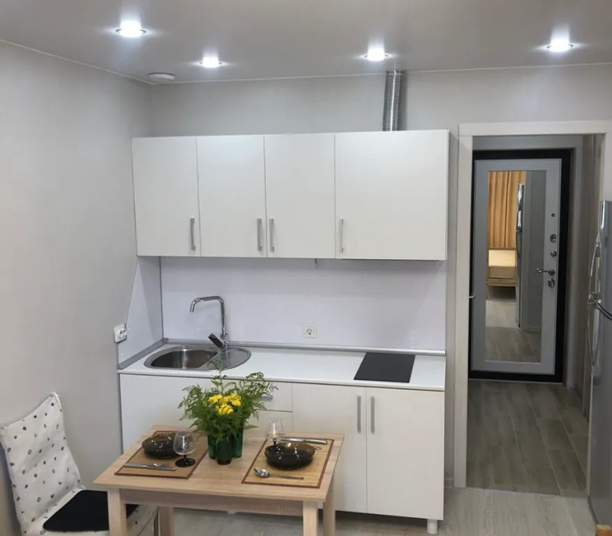 У леса, с ремонтом и 2 кроватями Переезжайте с одним чемоданом!