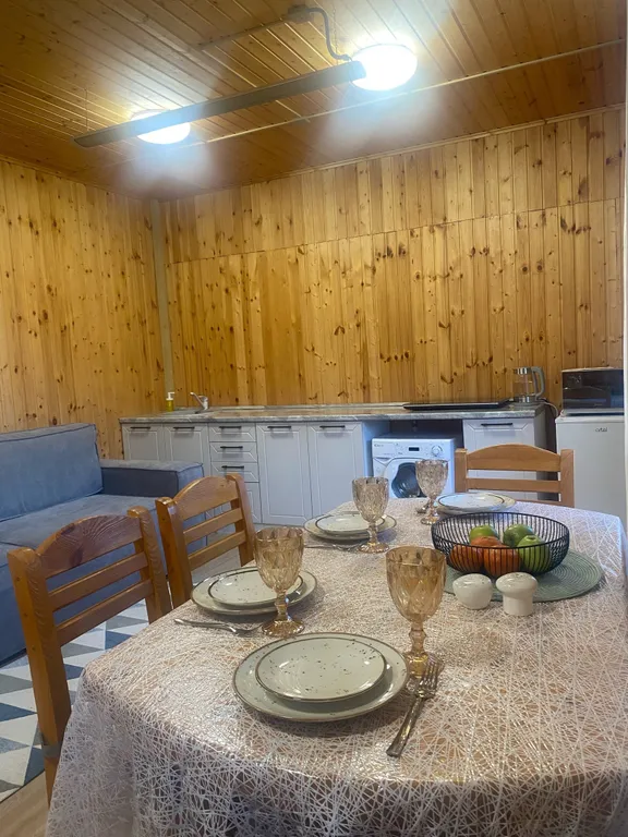 Шале у реки