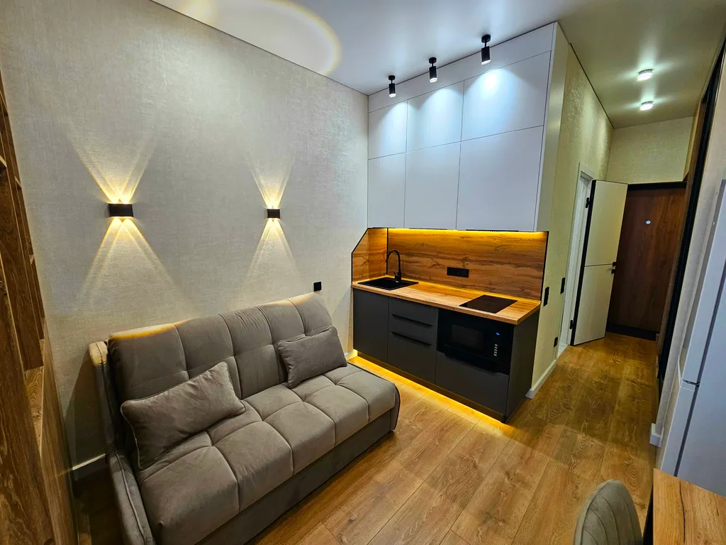 Квартира-студия с видом на парк и море