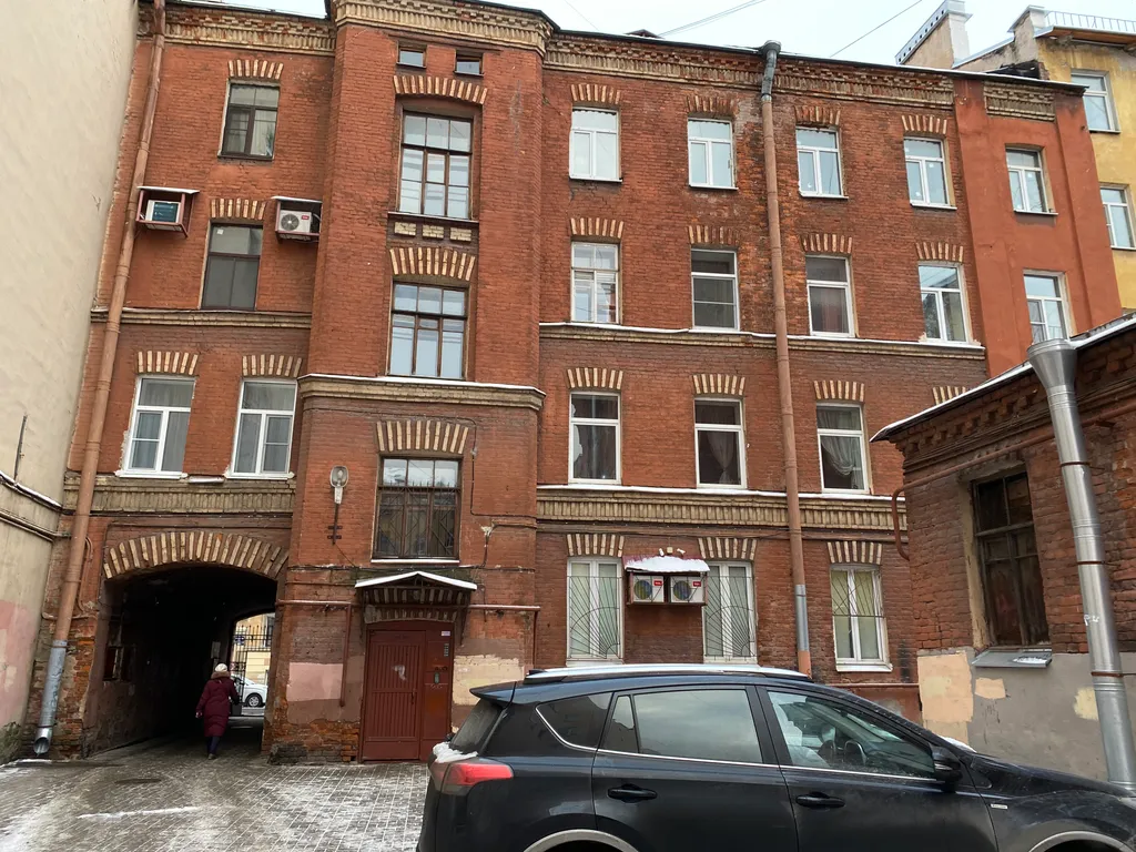 Уютная квартира в тихом центре Петербурга