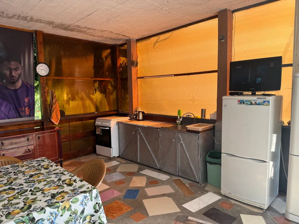 Уютный 2-х этажный коттедж в прекрасном саду