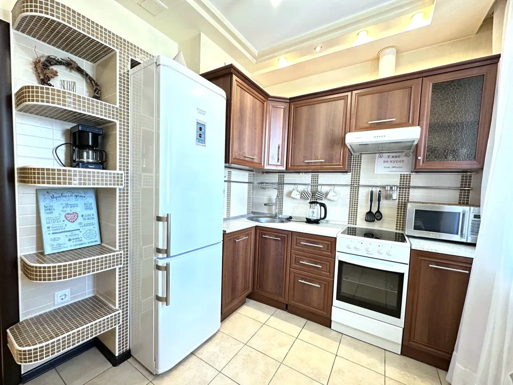 1-комнатная квартира с балконом и видом на реку рядом с Кузбасс-Арена