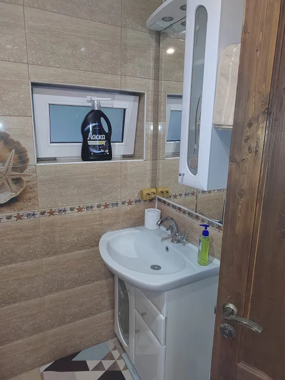 Коттедж Деревянный домик в лесной чаще рядом с морем — Геленджик