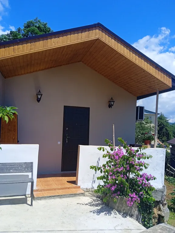 Коттедж Уютный дом в парковой зоне города — Сухум