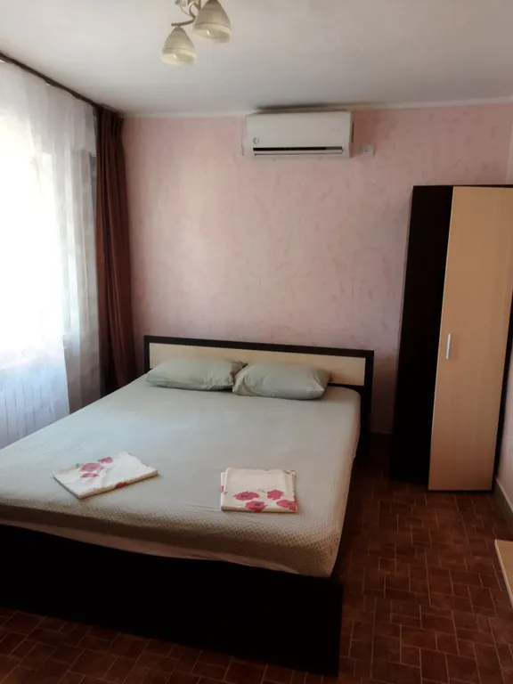 Коттедж Дом арбуз и дыня — аренда посуточно в Голубицкая