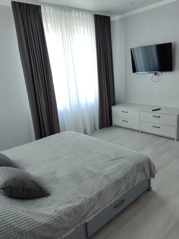 Просторная квартира в новом жилом комплексе на берегу моря