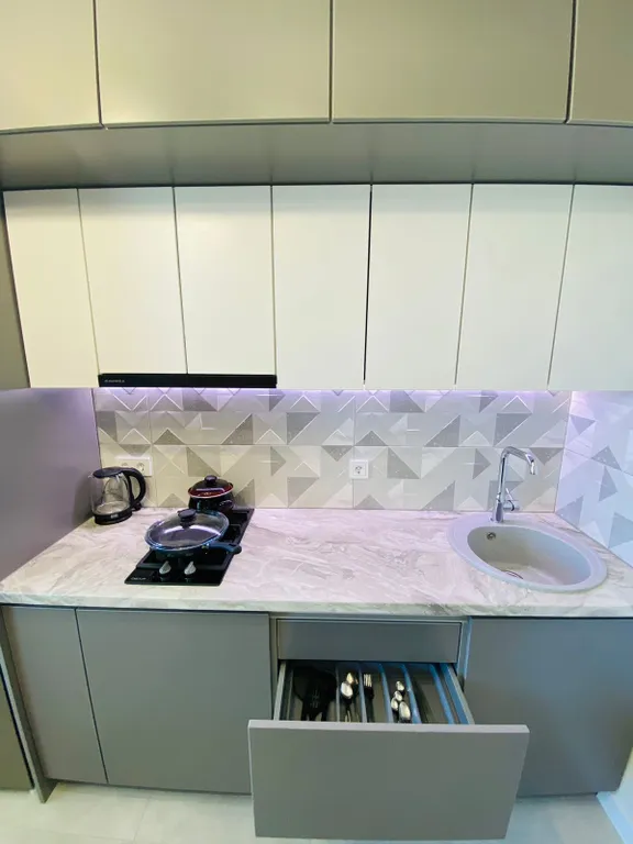 Квартира с новым ремонтом рядом с дворцом спорта Антей