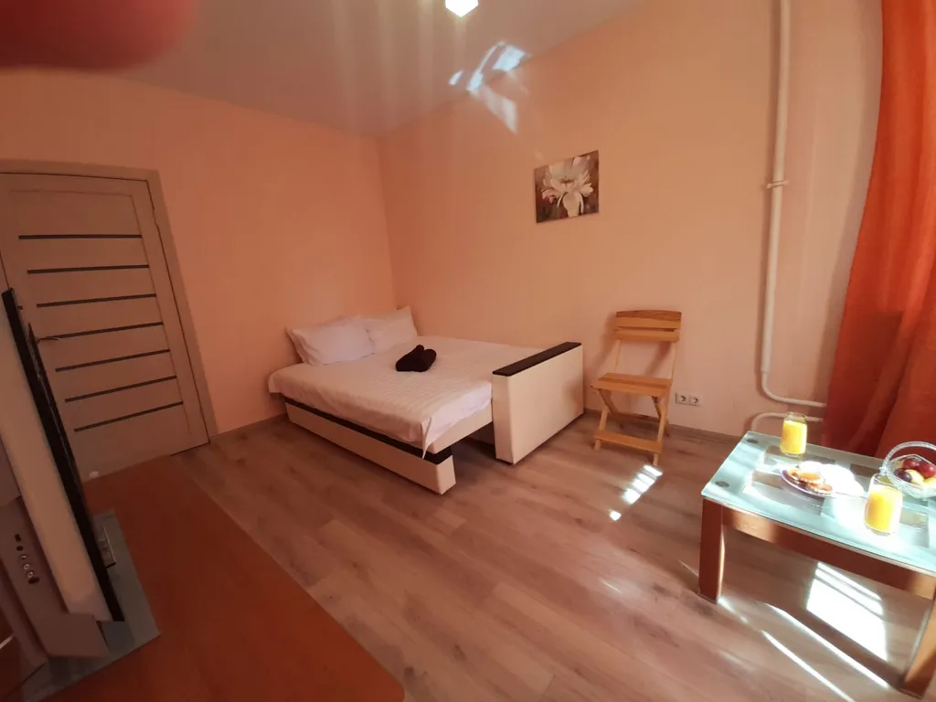 Солнечная 1-комнатная квартира на высоком этаже