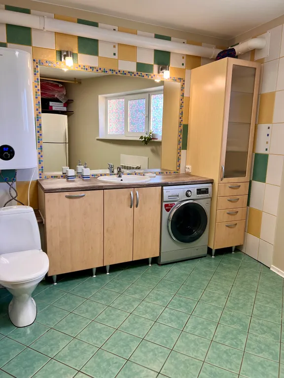 Апартамент в частном жилом доме возле парка Монрепо