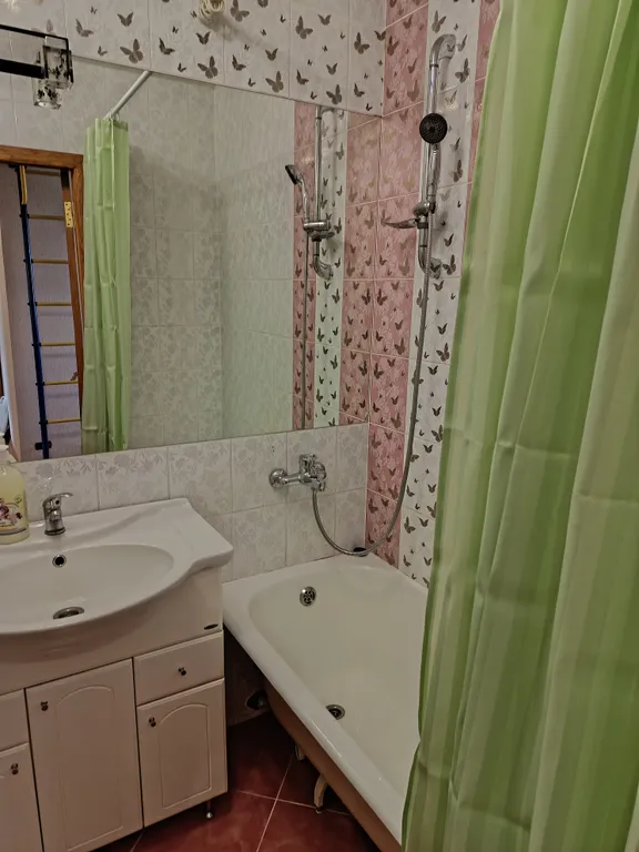 Хорошая квартира в тихом месте