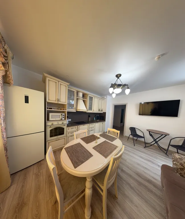 Квартира евродвушка с видом на горы