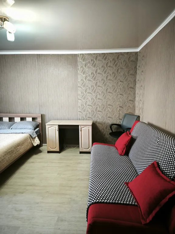 Уютная двухкомнатная квартира на Виадуке