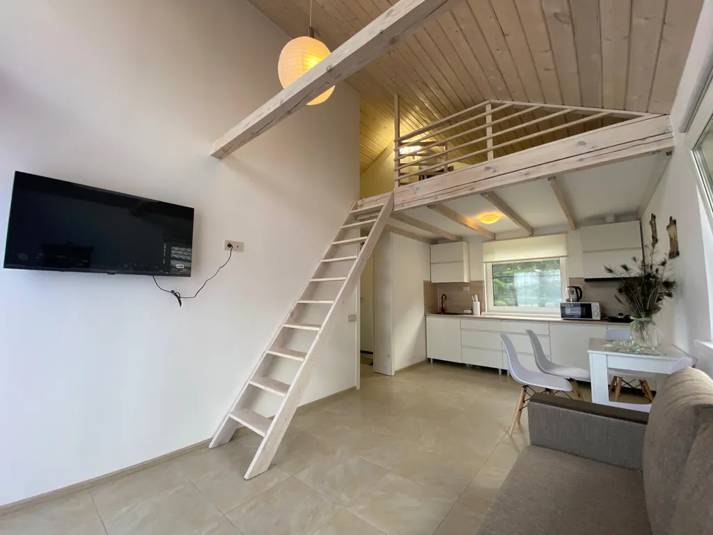 Коттедж Современный и уютным домик на берегу озера — Правдино