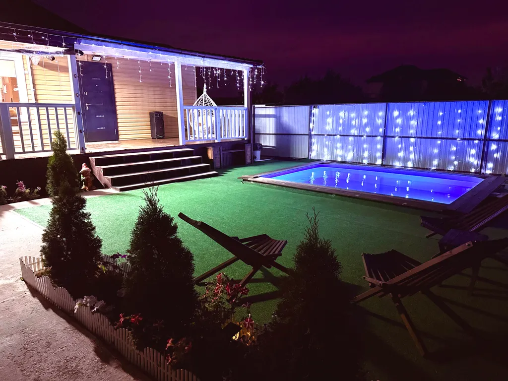 Домик с теплым бассейном и банным чаном