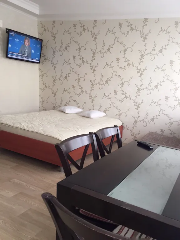 Квартира 2-комнатная Квартира — Омск