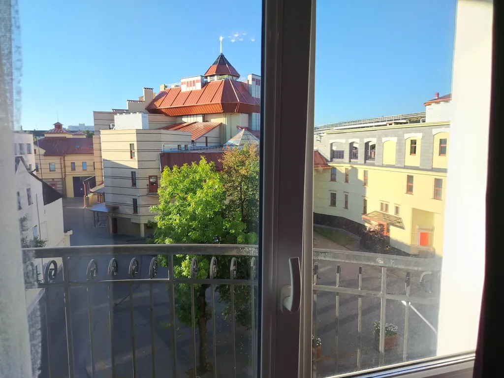 Большая Уютная  Двухкомнатная Квартира в Центре