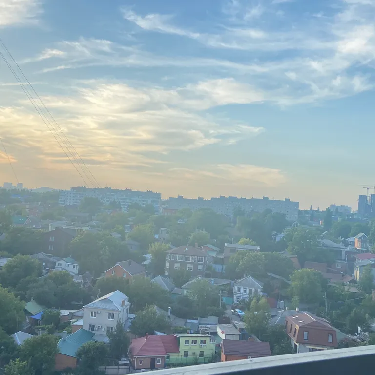 Дизайнерская евродвушка с парящей кроватью