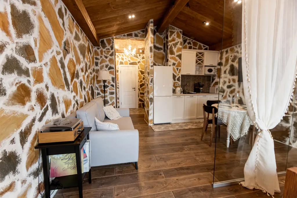 Атмосфера шале | панорама города и рассветы из окна на 24-м этаже