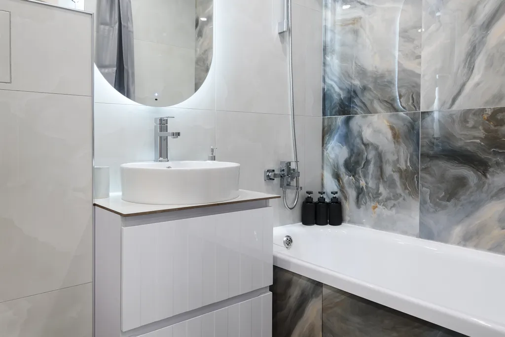 Атмосферная двухкомнатная квартира