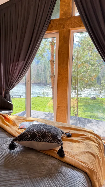 Коттедж шале первая линия