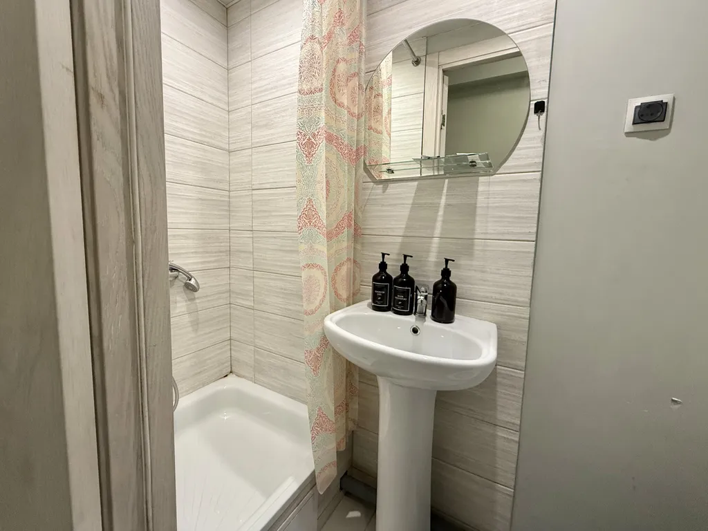 Уютная студия рядом с Пиплз Парком