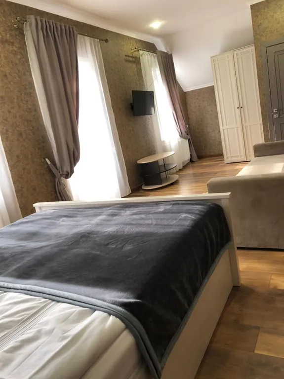 4-комнатный Дом