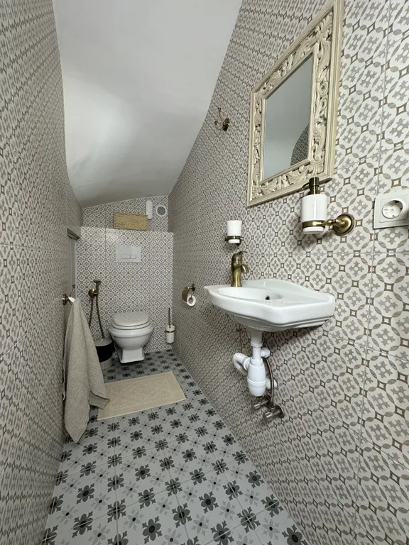 Уютный таунхаус с видом на лес