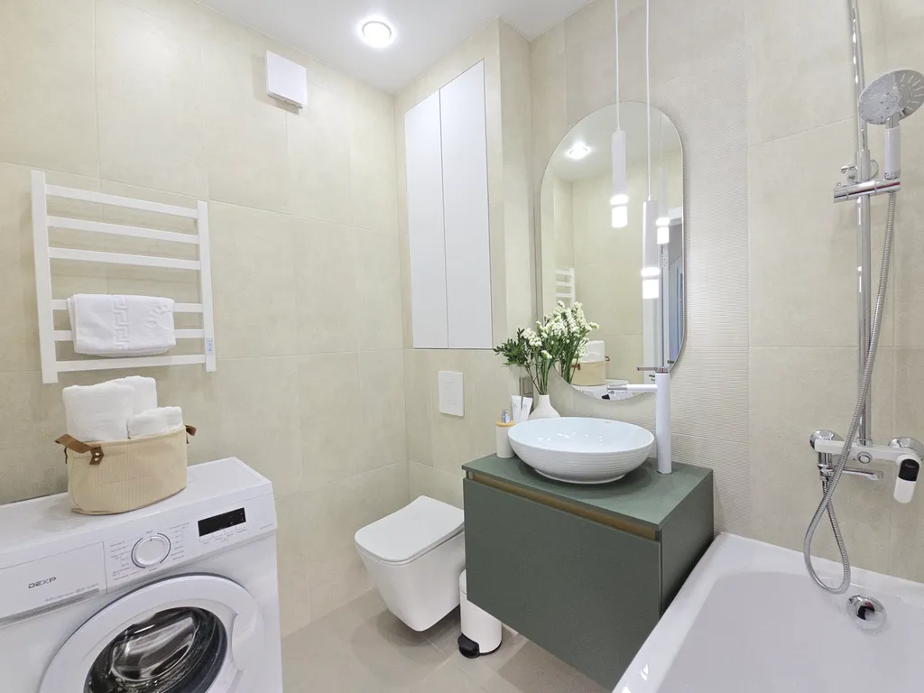 Современная,  комфортная квартира (ТЦ Арена, Аэропорт).