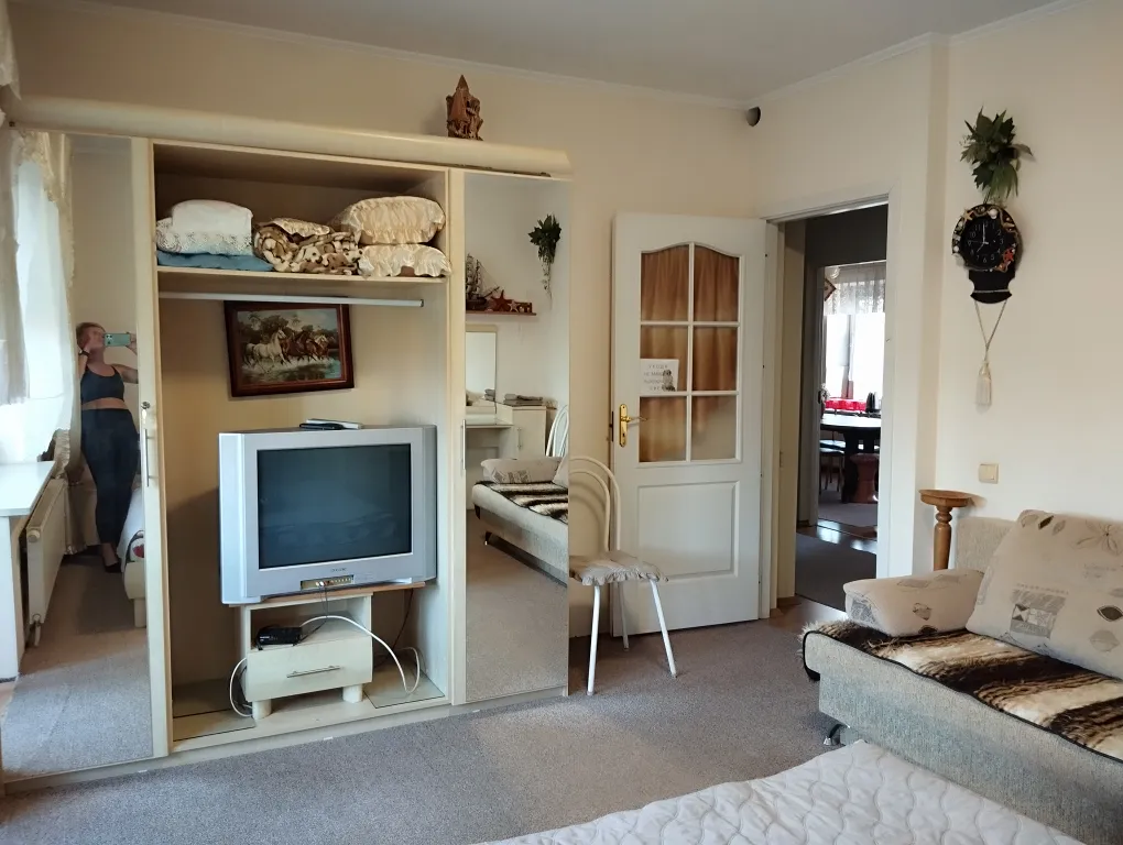 Апартаменты с бассейном
ДомКрус