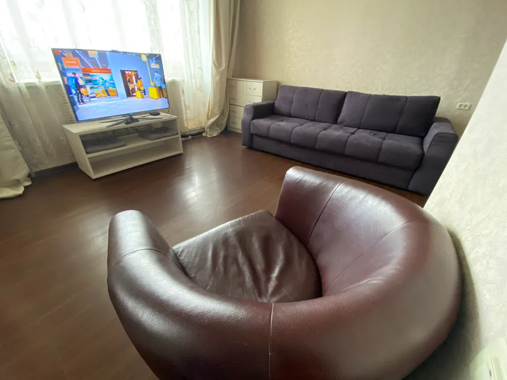 Уютная квартира в спальном районе, 3 спальных, smart tv wifi, балкон