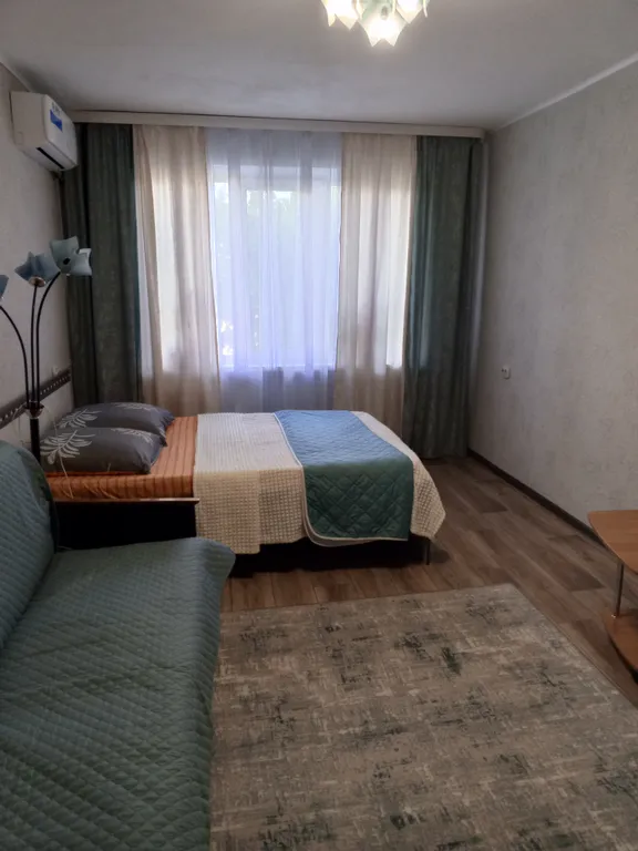 Уютная квартира в спальном районе города — аренда посуточно в Новотроицк