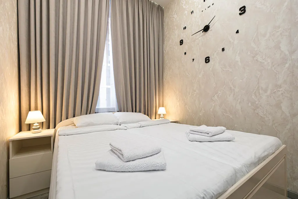 Семейная квартира премиум-класса в лучшей локации с огромной лоджией — аренда посуточно в Новосибирск