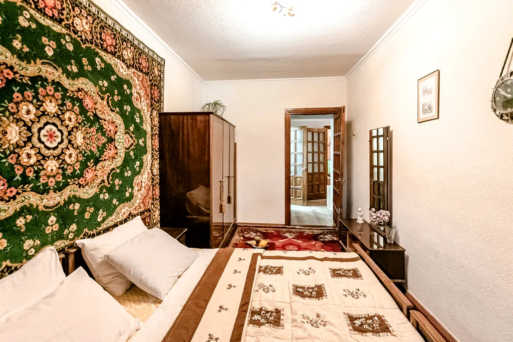 Двухкомнатная квартира на Орджоникидзе