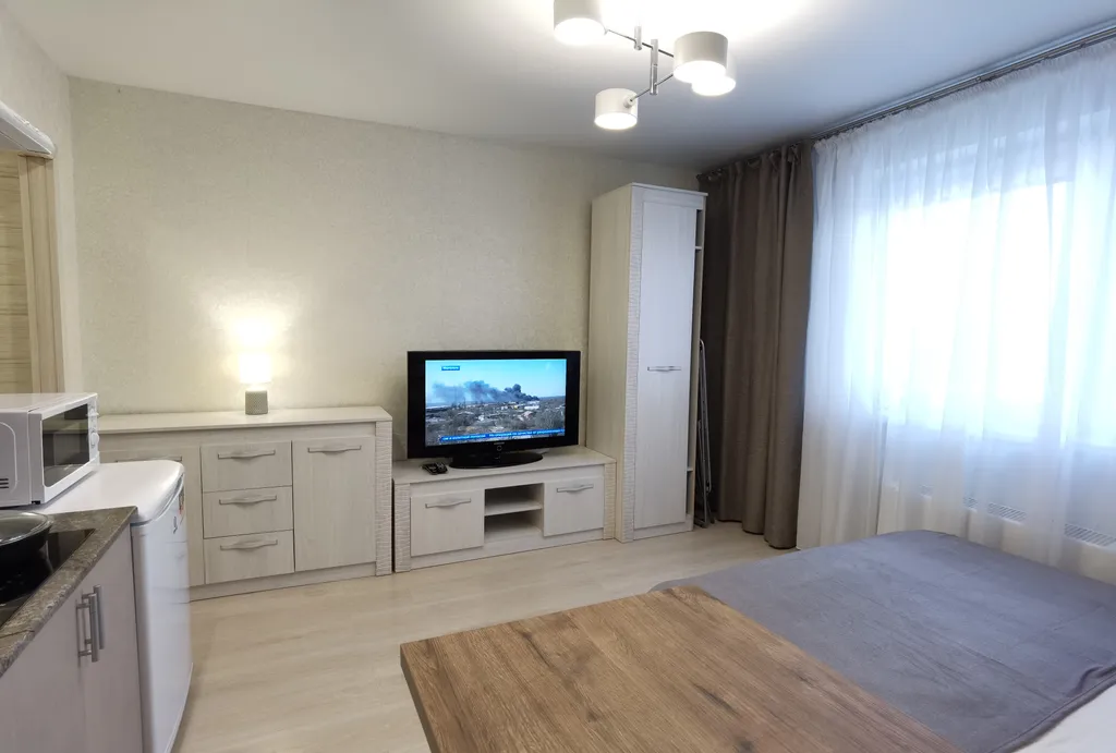 Уютная и новая квартира-студия в 3 минутах от центра города