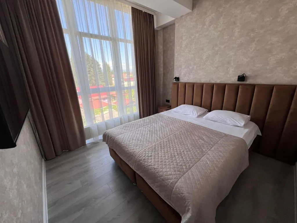 Квартира 2-комнатная Квартира — Адлер