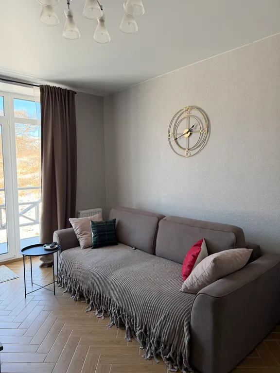 Новый таунхаус с шикарным видом на горнолыжный склон и лес