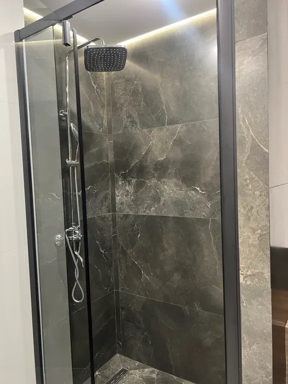 Комфортабельная трёхкомнатная квартира с шикарной территорией