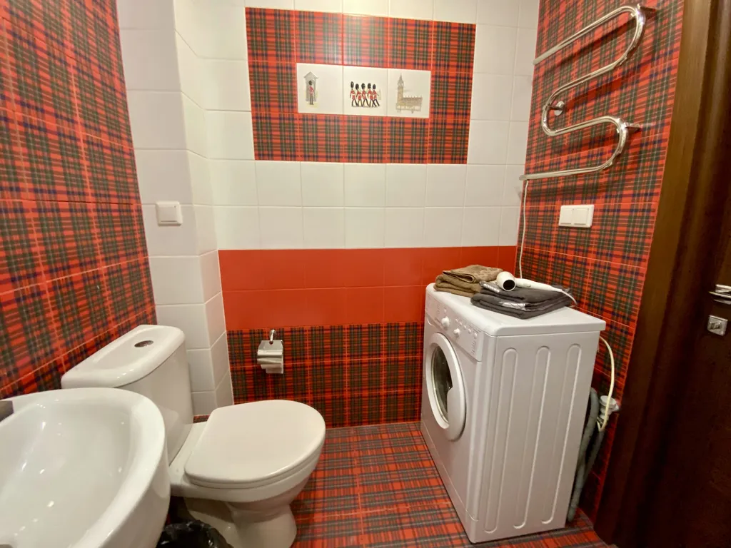 Прекрасная светлая студия у метро