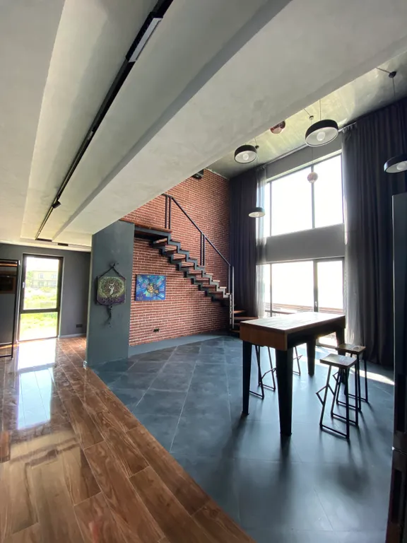 Двухуровневые апартаменты