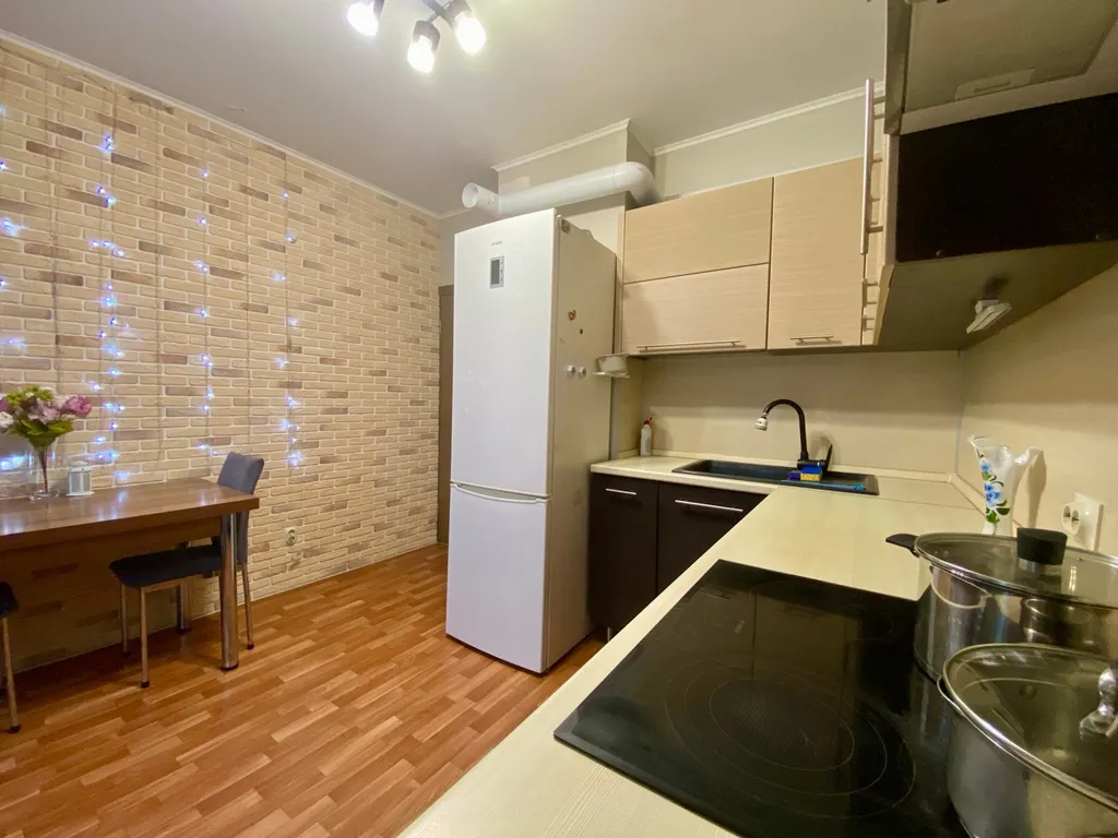 Квартира Двухкомнатная квартира в центральном районе города — Курск