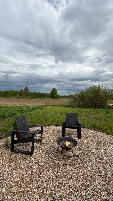 Домик с сауной и купелью у озера