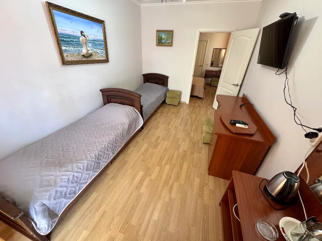 Двухкомнатный номер с видом на море